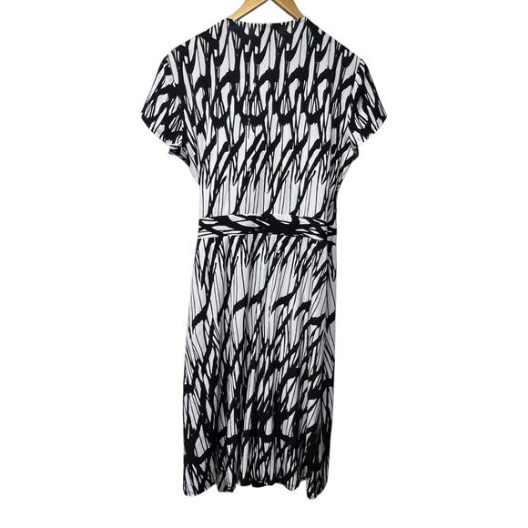 Donna Morgan Black White Print Short Sleeve True Wrap Jersey Knit Dress Size 12 - Picture 2 of 4